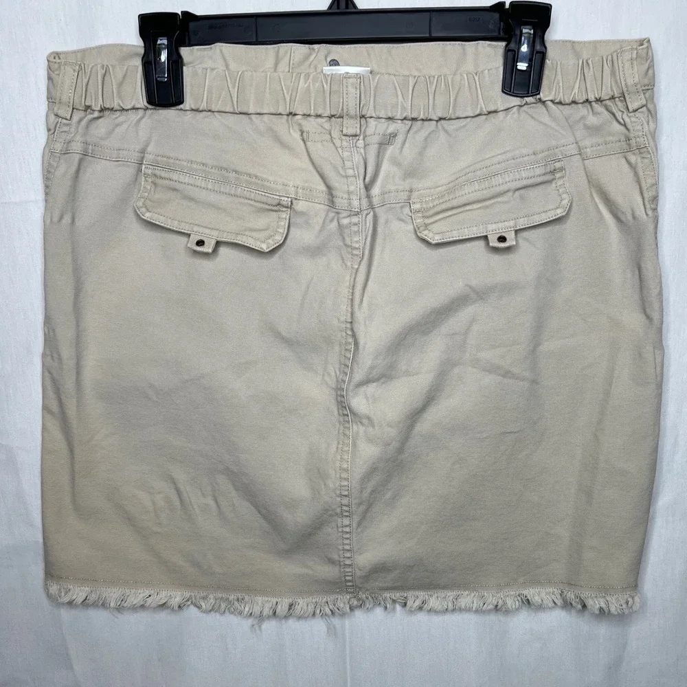 Khaki Cargo Skirt Frayed Hem‎ Distressed Casual Womens Size Large